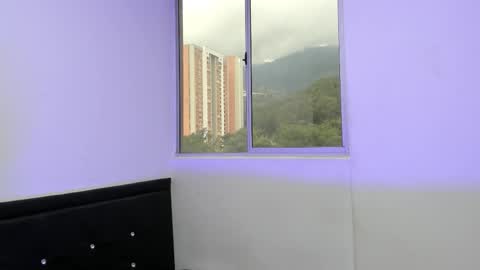 Nicol online show from December 18, 10:14 pm