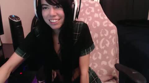 nightmystt online show from May 21, 6:44 am