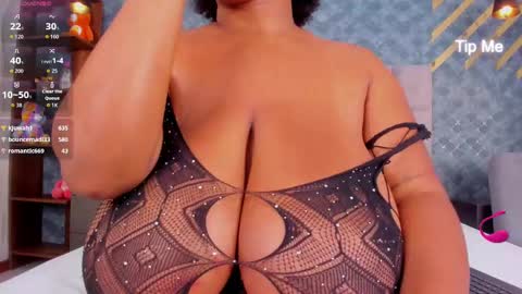 NiiaMoore online show from September 9, 9:36 pm