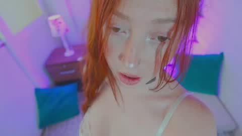 of Nylasweet online show from April 7, 4:09 pm