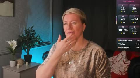 Nika online show from April 4, 9:41 am