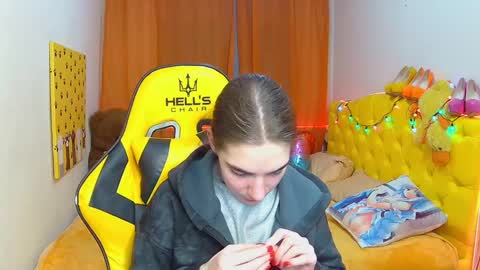 nikastarkk online show from February 26, 7:40 pm