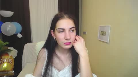 nikastarkk online show from September 24, 6:23 am