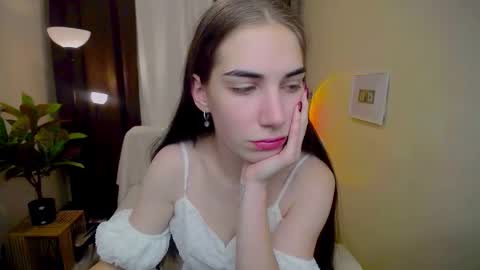 nikastarkk online show from September 15, 6:11 am