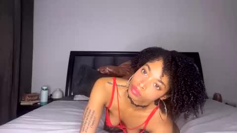 nikitalove104 online show from September 28, 9:20 pm