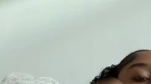 NikkiB online show from June 2, 9:05 pm
