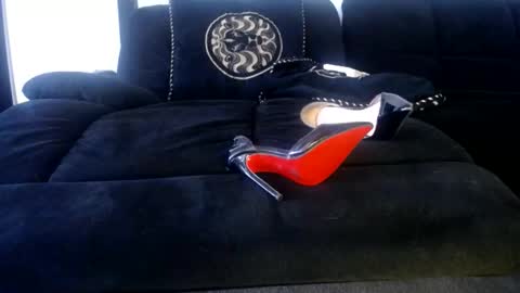 Niquita Sparkles online show from November 20, 7:20 am