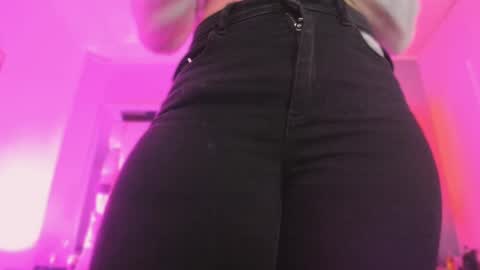     online show from September 20, 11:30 am