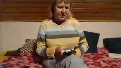 Nikole1 online show from December 3, 6:21 pm