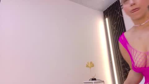  NIKY SMIT  online show from November 9, 11:06 am