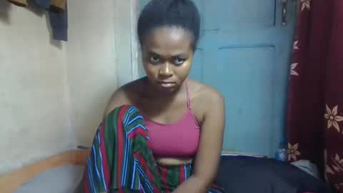 nilah online show from April 4, 3:33 pm