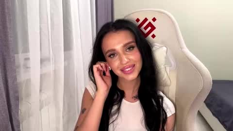 Milla online show from March 11, 4:42 pm