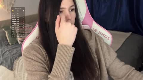 Jennet online show from March 9, 6:00 pm