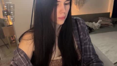 Jennet online show from September 16, 3:20 pm