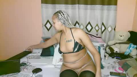 nimo_blue online show from November 20, 12:22 am