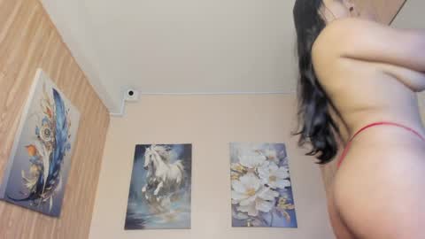 nina_kmay online show from April 9, 11:15 am