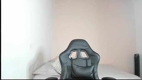  Nina  online show from February 2, 7:35 pm