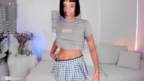    online show from March 7, 10:21 pm