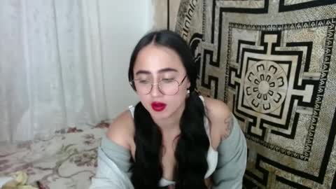 N I N A online show from February 20, 12:36 pm