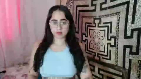 N I N A online show from March 22, 4:13 pm