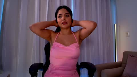  Nina  online show from December 29, 8:15 pm