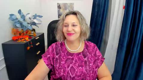 ninastarle online show from October 27, 6:31 am