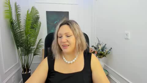 ninastarle online show from January 10, 4:39 am