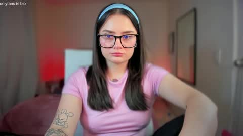 ninavolkov online show from February 28, 10:06 pm