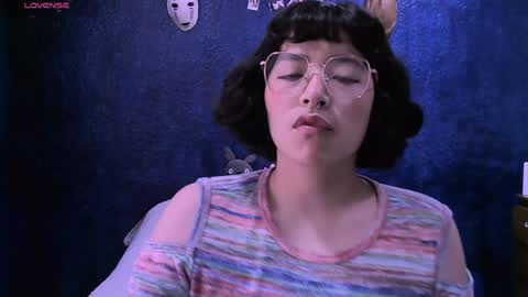 Nina online show from December 2, 2:07 pm