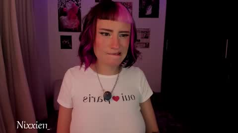 Nixxie  online show from March 26, 3:19 am