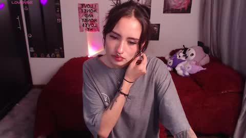 Nixxie  online show from September 12, 11:45 pm