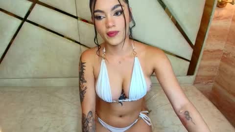 nkbaby_r online show from November 19, 1:22 pm