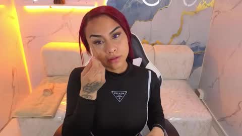 Noa  online show from December 18, 12:43 pm