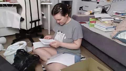 nodarell online show from December 20, 2:32 pm