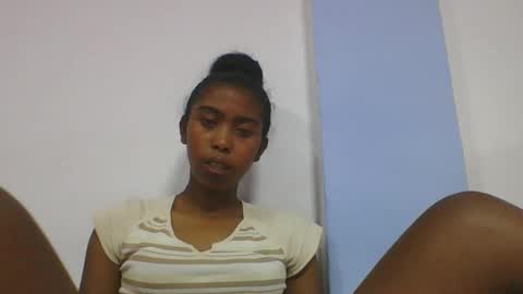 noelina online show from February 24, 8:57 am