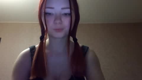 Lisa online show from April 4, 7:13 pm