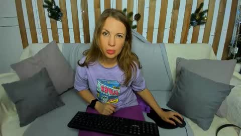 Nora online show from December 25, 2:35 am