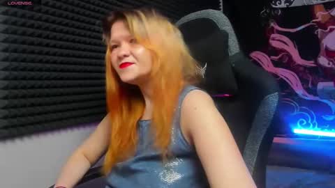 Nora online show from September 25, 10:58 am