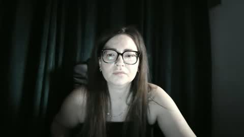 NoraSexyMilf online show from July 4, 12:45 pm