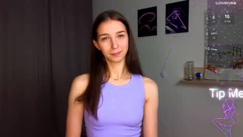 Hello My name is Helene NTMU  Finger up if u like what u see online show from September 21, 2:16 pm