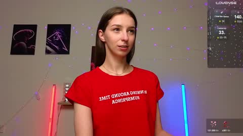 Hello My name is Helene NTMU  Finger up if u like what u see online show from December 21, 2:15 pm