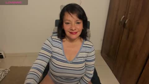 nuit_rose online show from March 22, 2:50 am