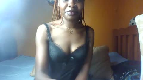 nukshypipi online show from June 24, 3:27 am