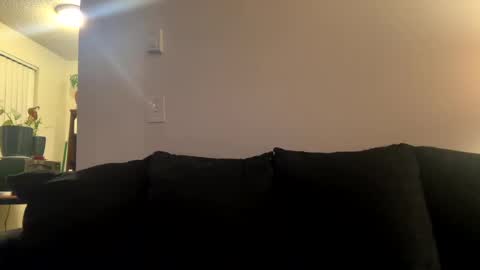 numb_nut_ online show from December 15, 2:30 am