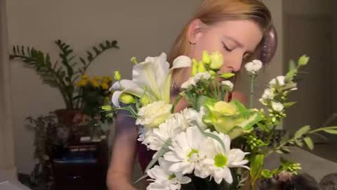 nura_foxx online show from November 1, 12:59 am