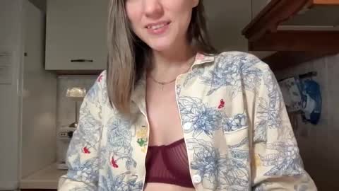 Ema online show from September 12, 4:36 pm