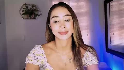 Nycole online show from March 24, 2:11 pm