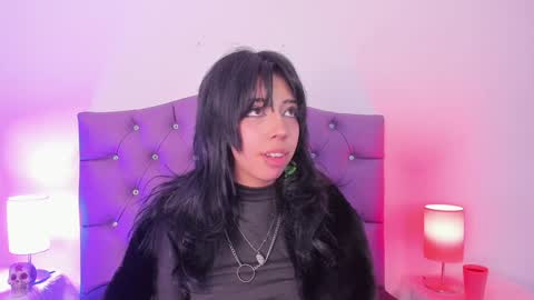   online show from January 1, 4:07 am