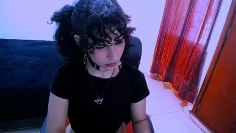 Nyxxei online show from May 13, 9:20 pm