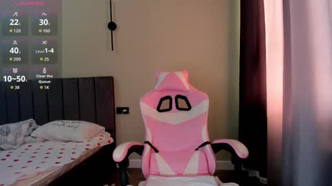 Leila online show from October 9, 4:49 am